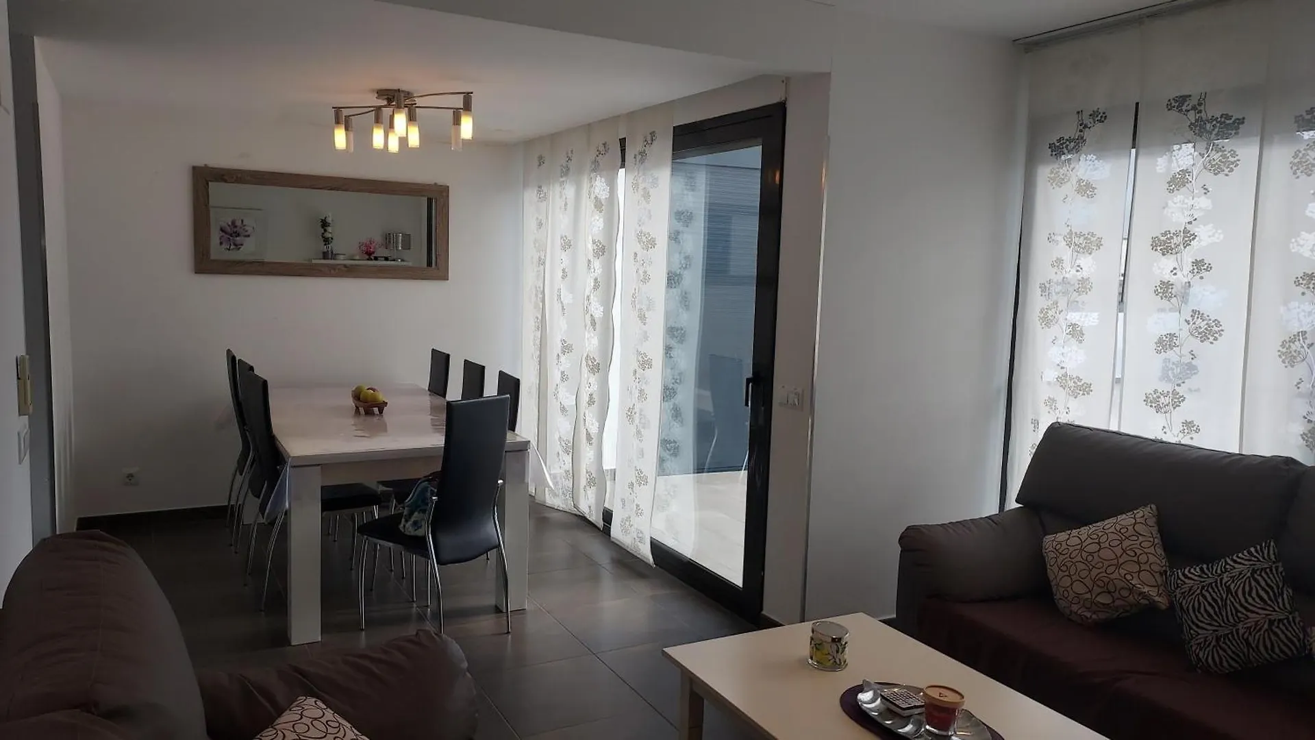 L' Escala Haus Crisヴィラ L' Escala